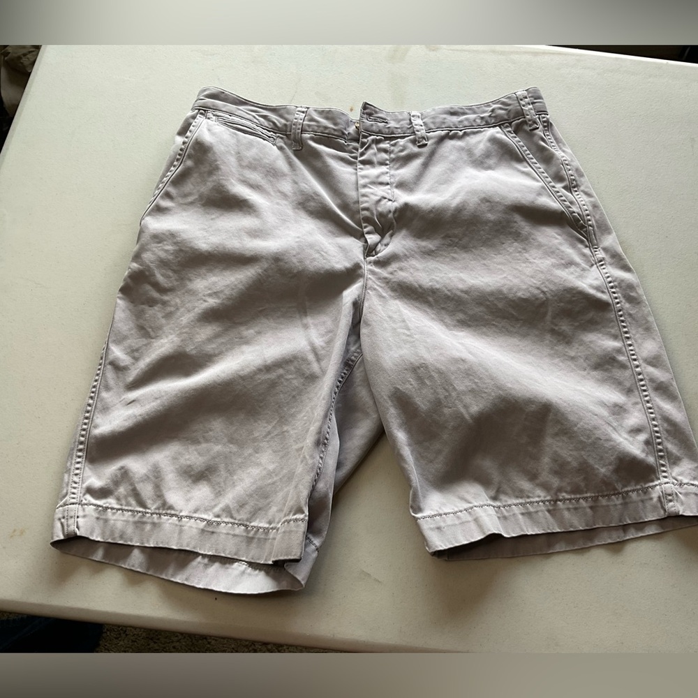 Polo Ralph Lauren Men's Gray Shorts size 33 kaki dad shorts flat front